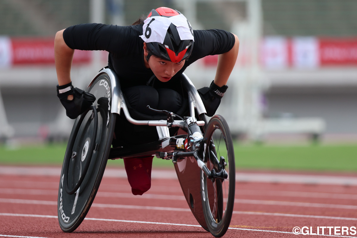 100メートル(T34)と400メートル(T34)で2冠を達成した小野寺萌恵 | 世界選手権での活躍を誓い力の限りを尽くす
~2023 ジャパンパラ陸上競技大会(1日目)~|2023 ジャパンパラ陸上競技大会【1日目】 | Glitters 障害者スポーツ専門ニュースメディア