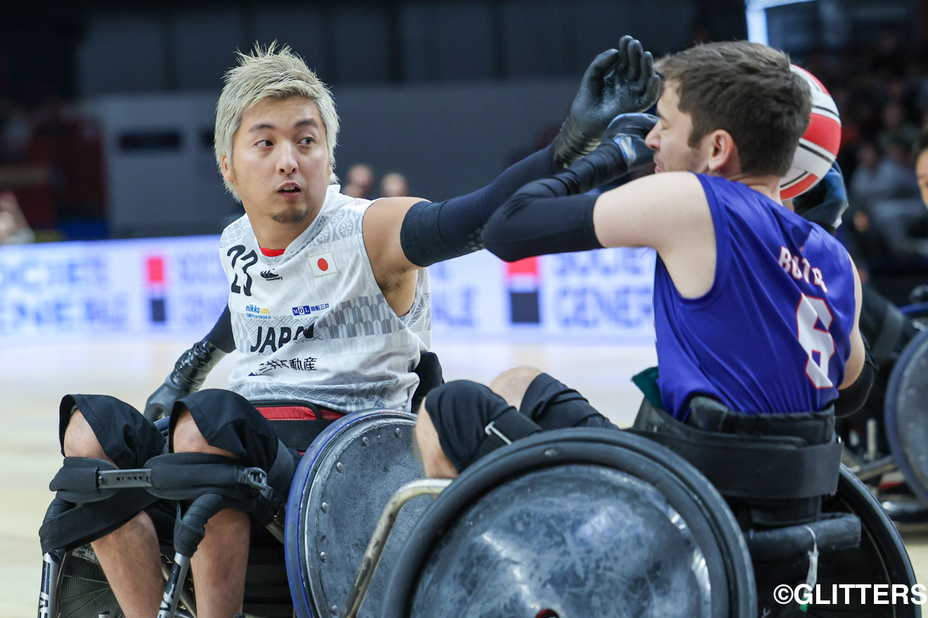 パスカットやインバウンダー等の様々な役割を器用にこなす小川仁士 | 車いすラグビー日本代表 アメリカを下し開幕2連勝!|International Wheelchair Rugby Cup Paris 2023(2日目) | Glitters 障害者スポーツ専門ニュースメディア
