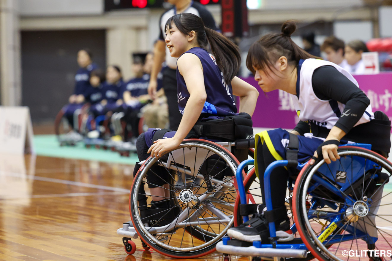 スターティングメンバーに抜擢された西村葵は日本代表で培った体力と判断力で攻守ともに活躍 | ディフェンスで圧倒したカクテルが史上初の9連覇を達成!|皇后杯 第33回日本女子車いすバスケットボール選手権大会 | Glitters 障害者スポーツ専門ニュースメディア