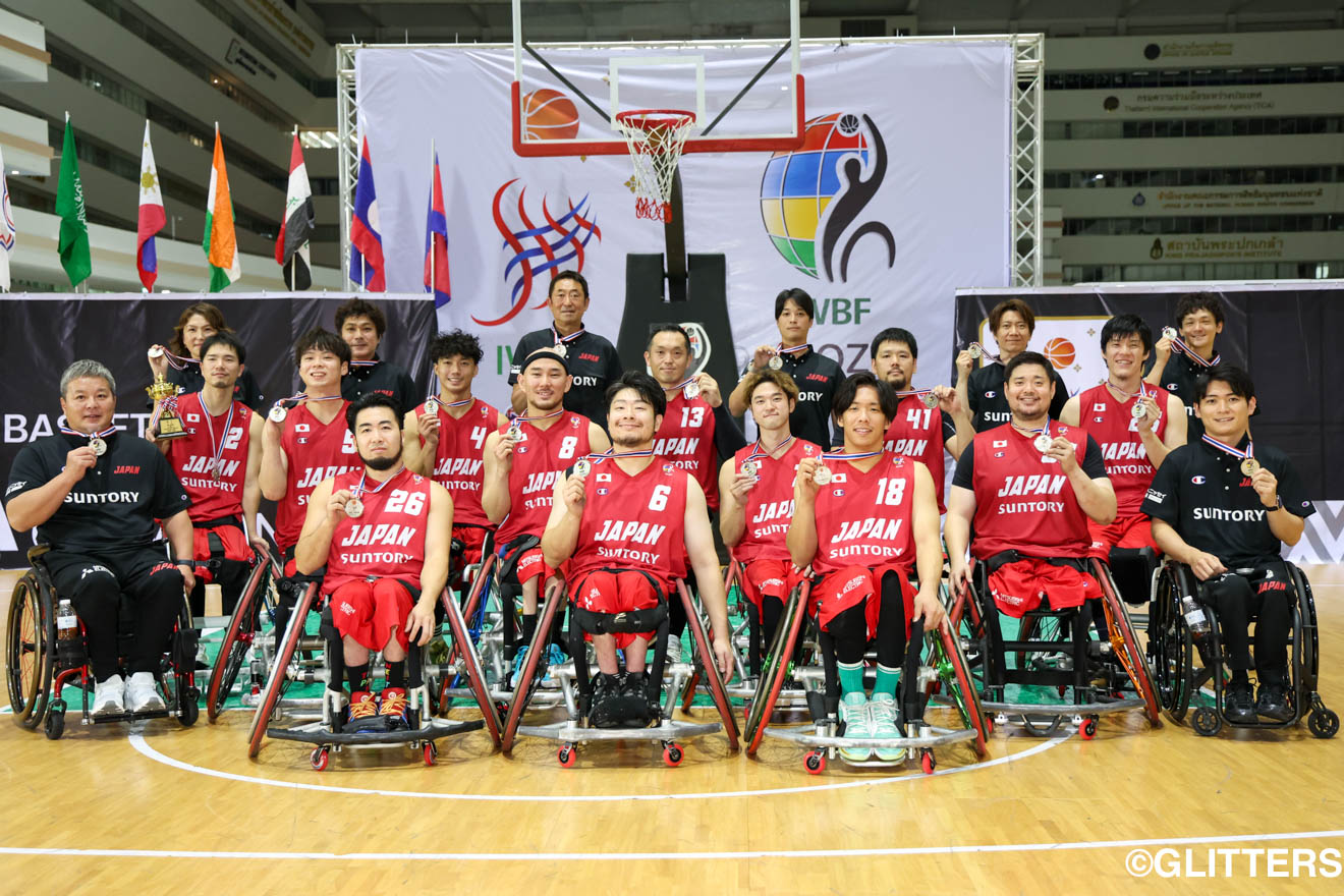 2011年以来7大会ぶりにAOC準優勝の男子日本代表。来年は2大会ぶりに世界選手権に出場する | 車いすバスケ男子日本代表、オーストラリアとの激闘で示した現在地｜2025 IWBFアジアオセアニアチャンピオンシップス | Glitters 障害者スポーツ専門ニュースメディア